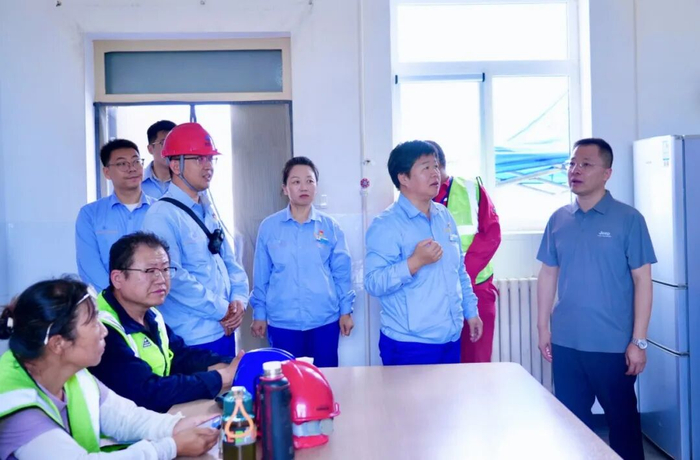 调研指导 | 八师石河子市总工会调研十户滩新材料工业园区职工阵地建设