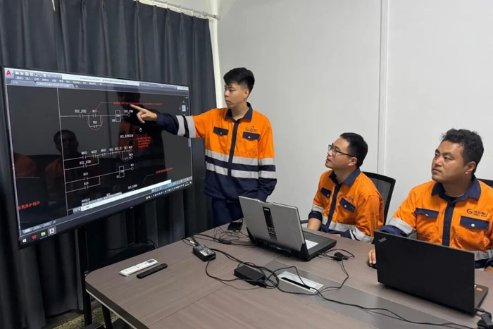 秦港股份二公司圆满完成煤二期预留堆场皮带机控制系统专项升级改造